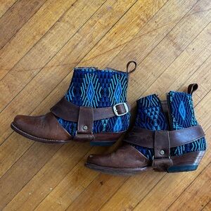 *Hand-Stitched* Guatemalan Leather Blue Patterned Ankle Boots w/ Removable Strap